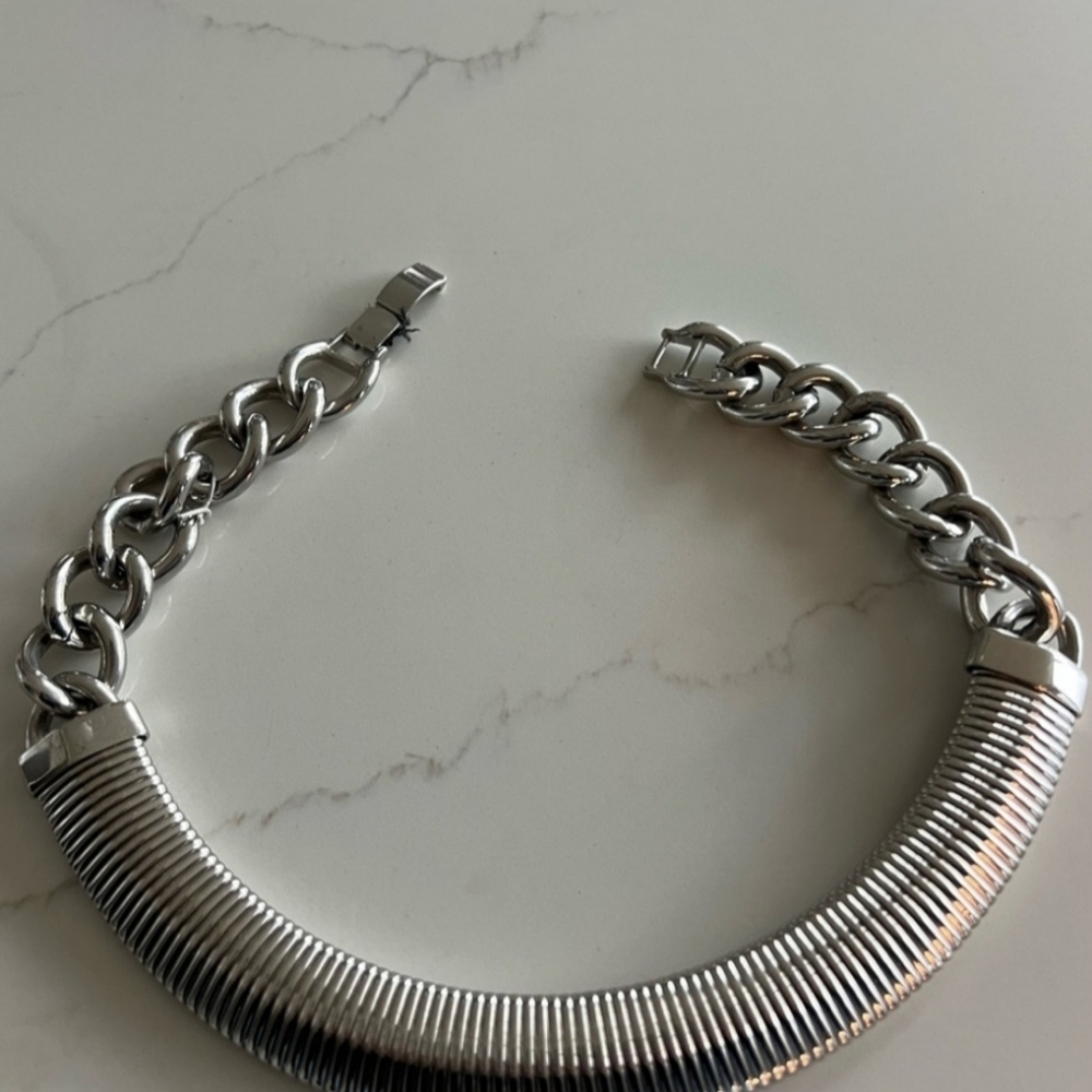 BCBGMAXAZRIA Silver Gaspipe Large Industrial Chain Link Necklace - Picture 6 of 16
